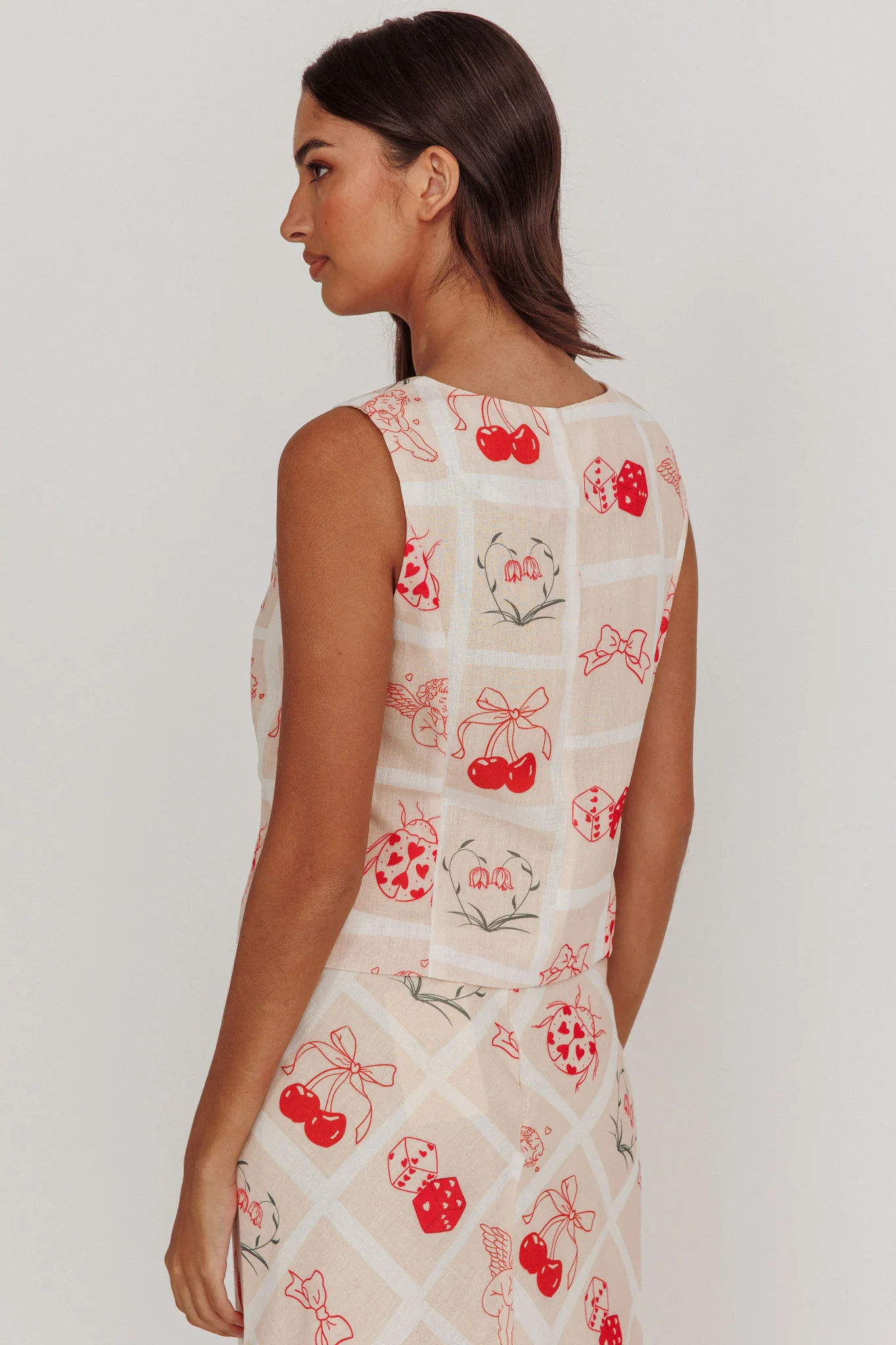 Flowering Romantic Print Sleeveless Vest Beige - Seraphlike