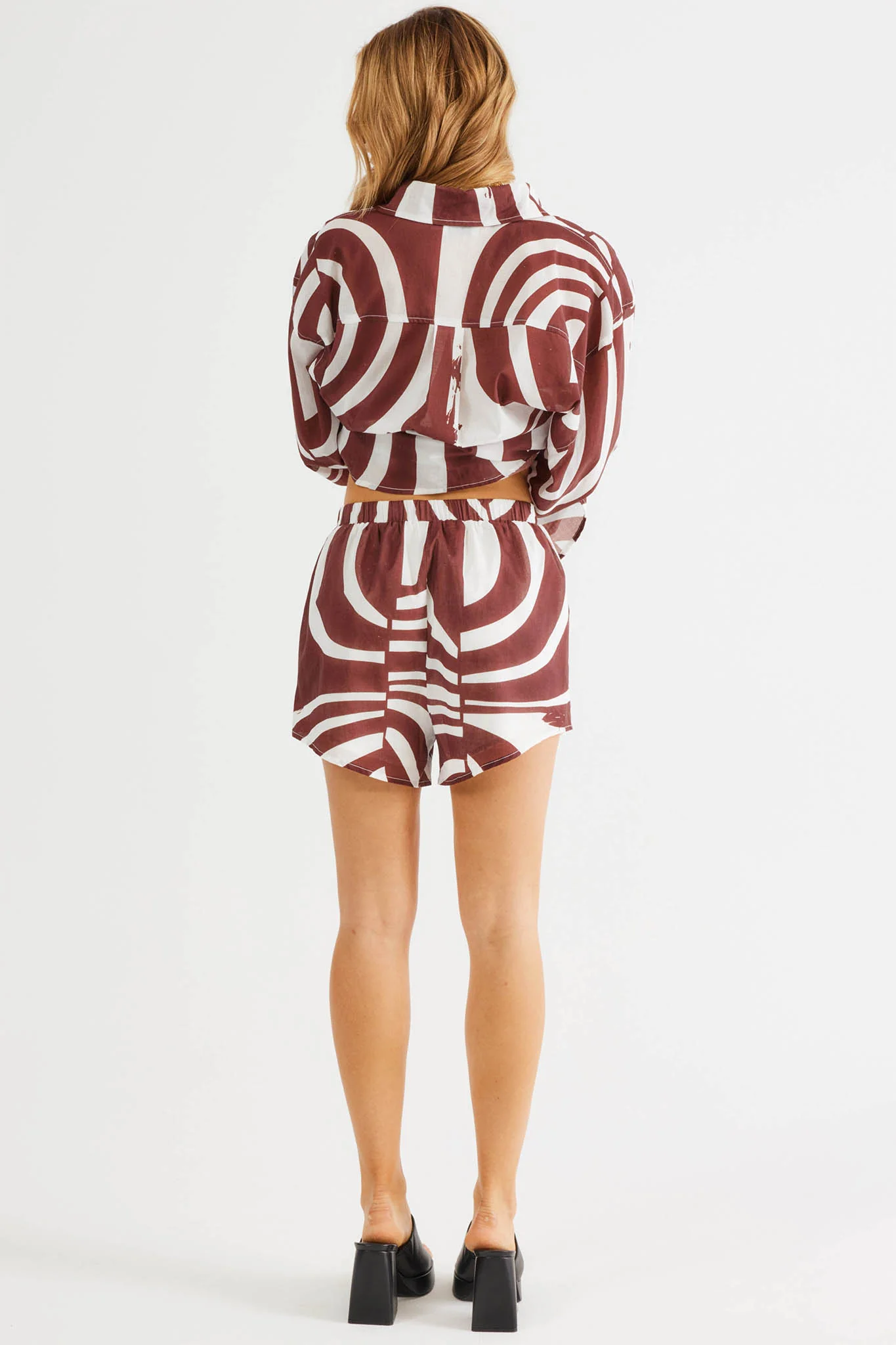 SNDYS Heather Shorts Swirl Brown - Seraphlike